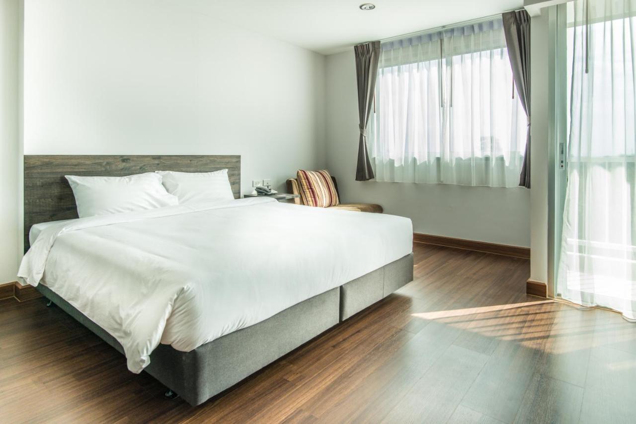 Winner Sriracha Serviced Apartment Si Racha Eksteriør bilde